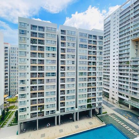 Secc Luxury 2-Br Apartment, Scenic Valley, Saigon Exhibition And Convention Center, Fv Hospital, Phu My Hung District 7 โฮจิมินห์ซิตี้ ภายนอก รูปภาพ
