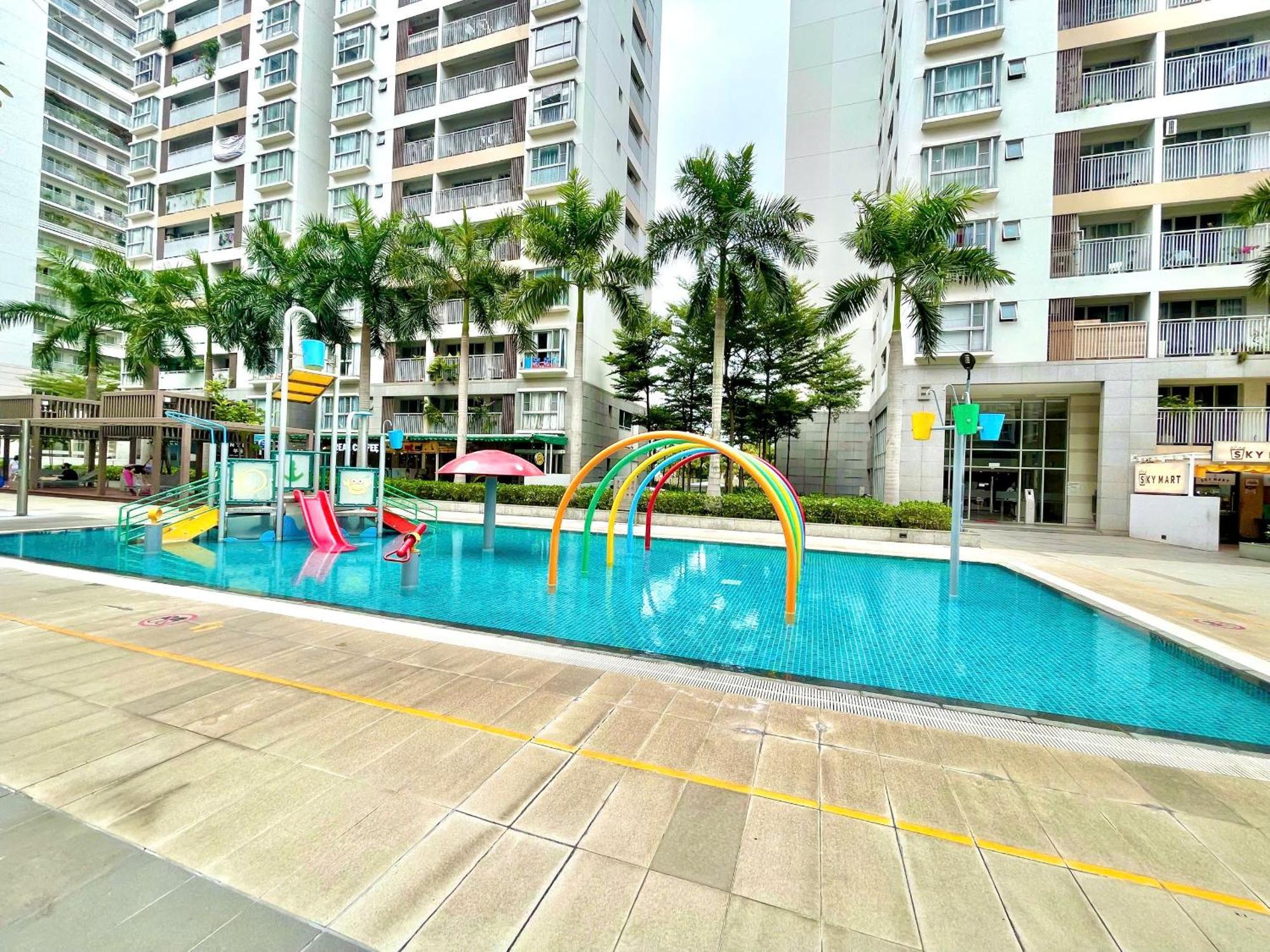 Secc Luxury 2-Br Apartment, Scenic Valley, Saigon Exhibition And Convention Center, Fv Hospital, Phu My Hung District 7 โฮจิมินห์ซิตี้ ภายนอก รูปภาพ